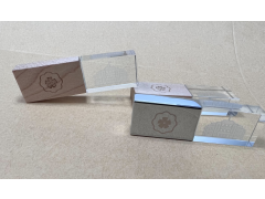 S700 金屬蓋水晶隨身碟 | Crystal style usb flash drive with metal cover |